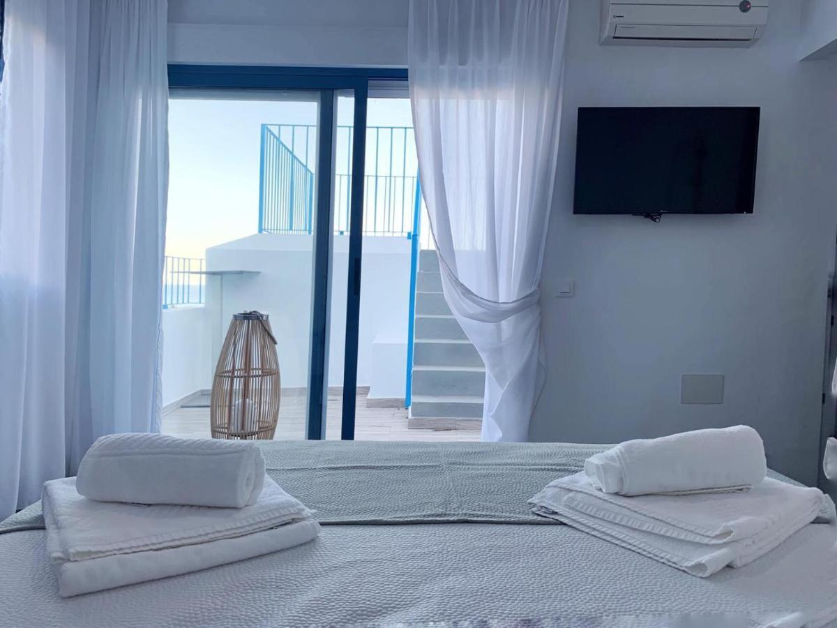 4nudos Apartment *